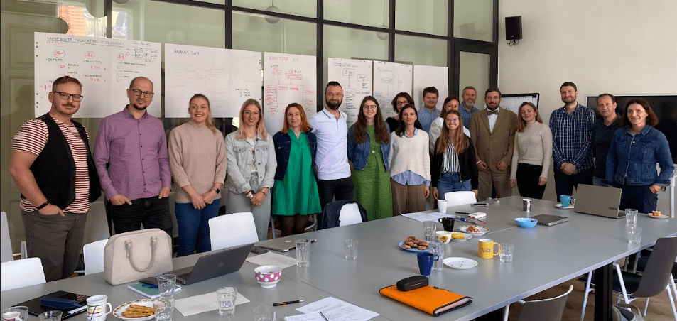 Cirkulární akademie má první absolventy. Přínosy kurzu hodnotí Komerční banka, GasNet a E.ON.